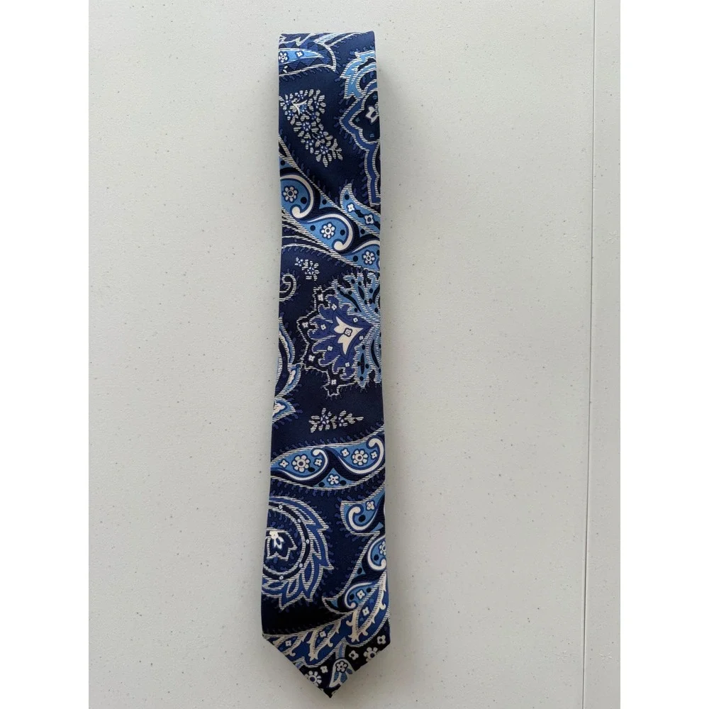 Banana‎ Republic Men's Silk Tie Blue Paisley Necktie Classic